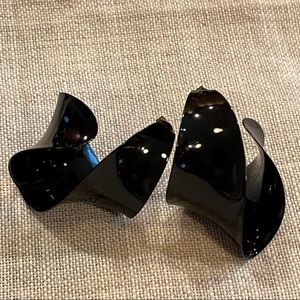 🌺 3 for $10 Earrings 🌺